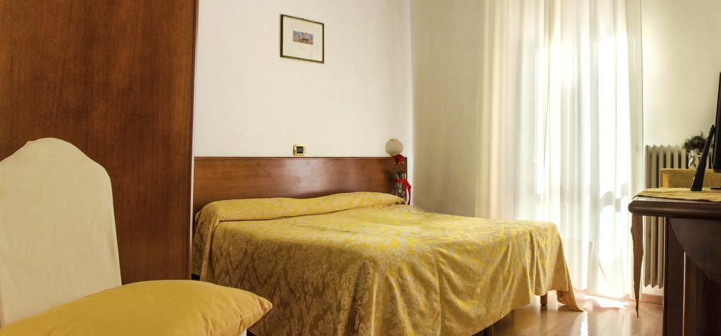 Domus Hotel Αλεξάνδρεια Εξωτερικό φωτογραφία