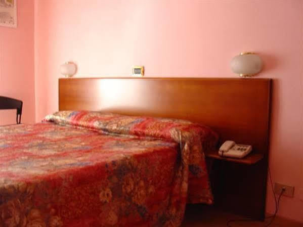 Domus Hotel Αλεξάνδρεια Εξωτερικό φωτογραφία
